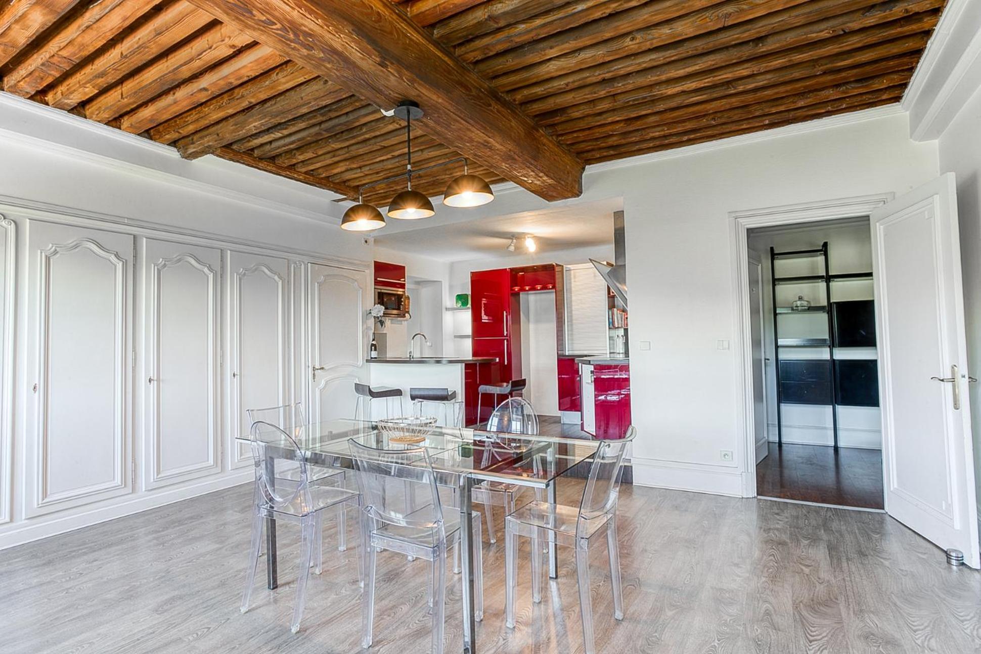 Sejourner Au Chateau De La Roue Grand Appartement Lissieu Exteriér fotografie